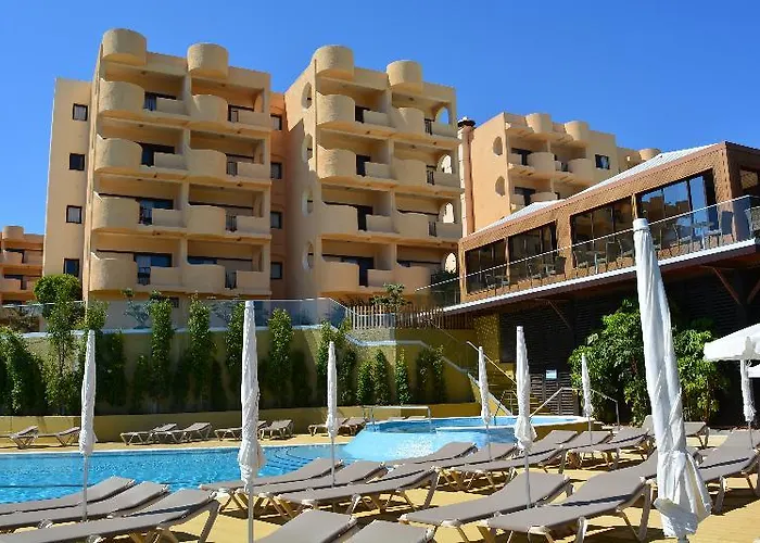 Ξενοδοχείο με διαμερίσματα 3hb Falesia Garden 4*